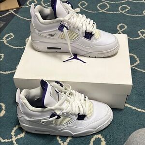 Air Jordan 4 Metallic Purple